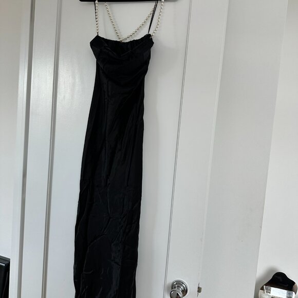 NWT Retrofête Electra Sexy Black Long Dress Pearl Straps Cowl Neckline Low Back - Picture 5 of 11